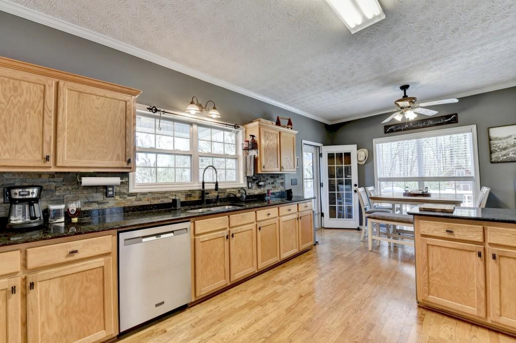 1555 Lower River Road Covington, GA 30016 - Photo 18 of 90