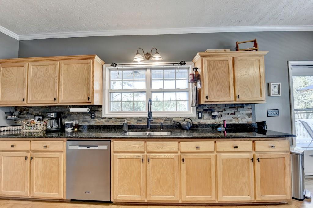 1555 Lower River Road Covington, GA 30016 - Photo 19 of 90