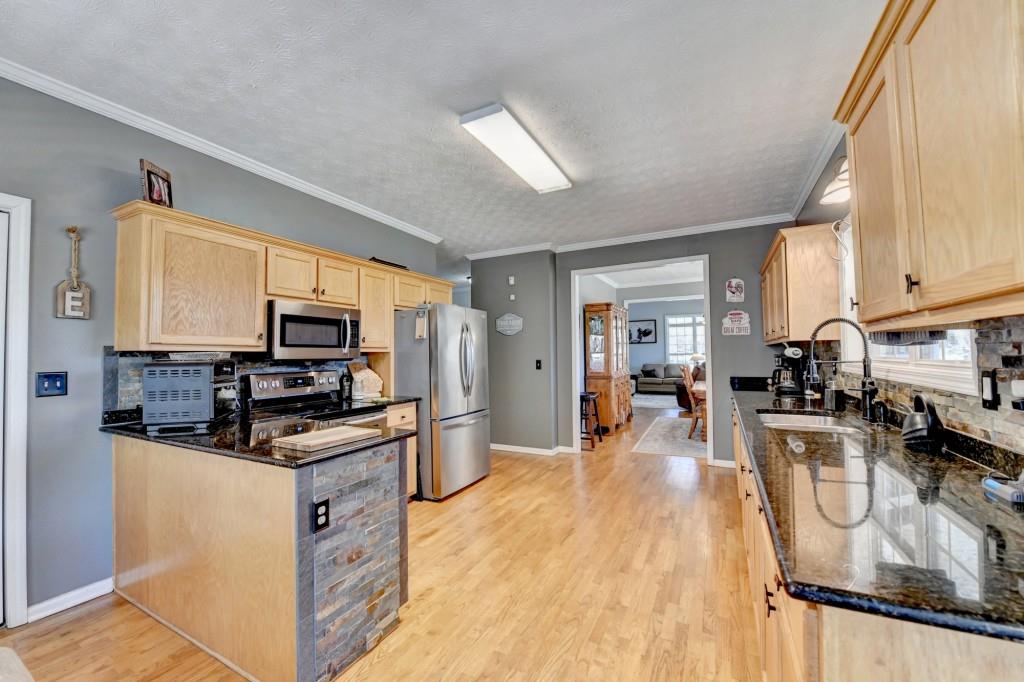 1555 Lower River Road Covington, GA 30016 - Photo 21 of 90