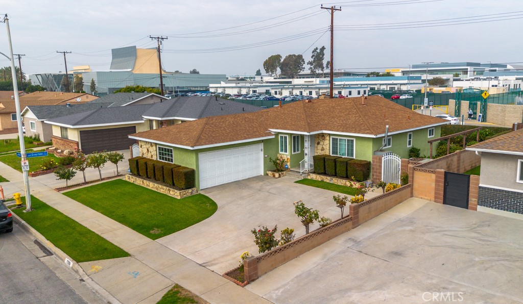 11229 Elmhurst Drive Norwalk, CA 90650 - Photo 53 of 54 a view of a patio with a table and chairs