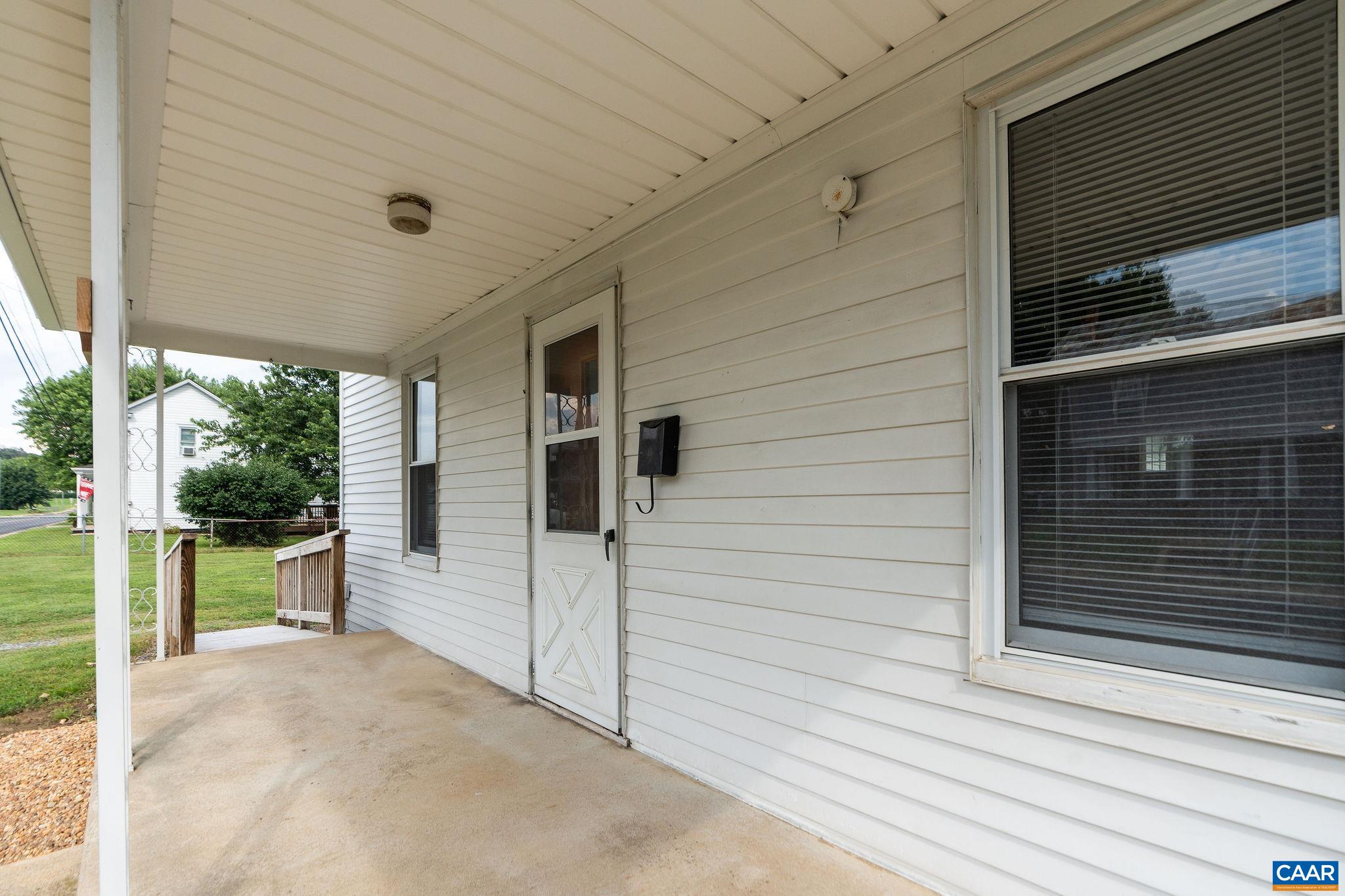 816 Newtown Road Elkton, VA 22827 - Photo 8 of 54 Gallery Image 8