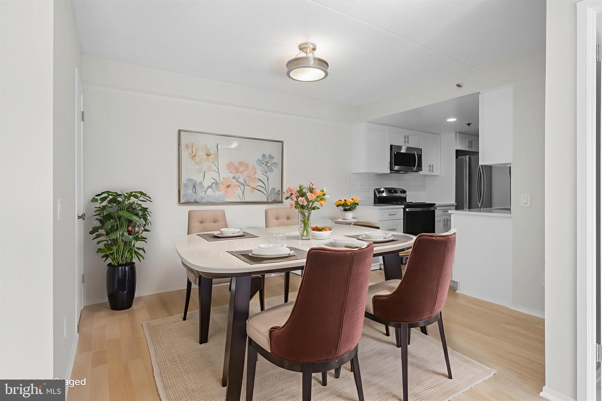 5911 Edsall Road, Unit 408 Alexandria, VA 22304 - Photo 3 of 29 Dining Room
