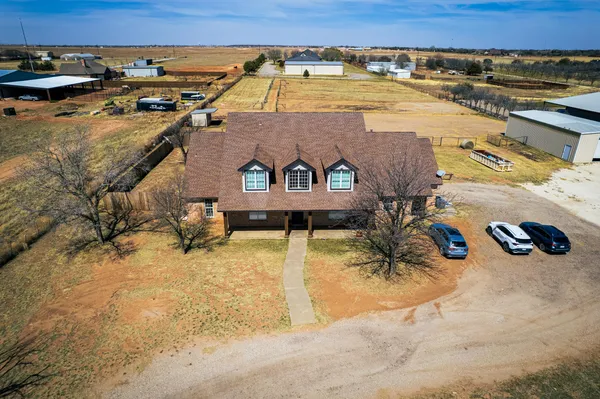 $799,950 | 5808 County Road 7620, Lubbock, TX 79424