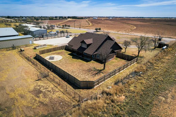 $799,950 | 5808 County Road 7620, Lubbock, TX 79424