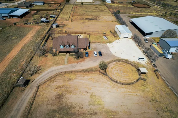 $799,950 | 5808 County Road 7620, Lubbock, TX 79424