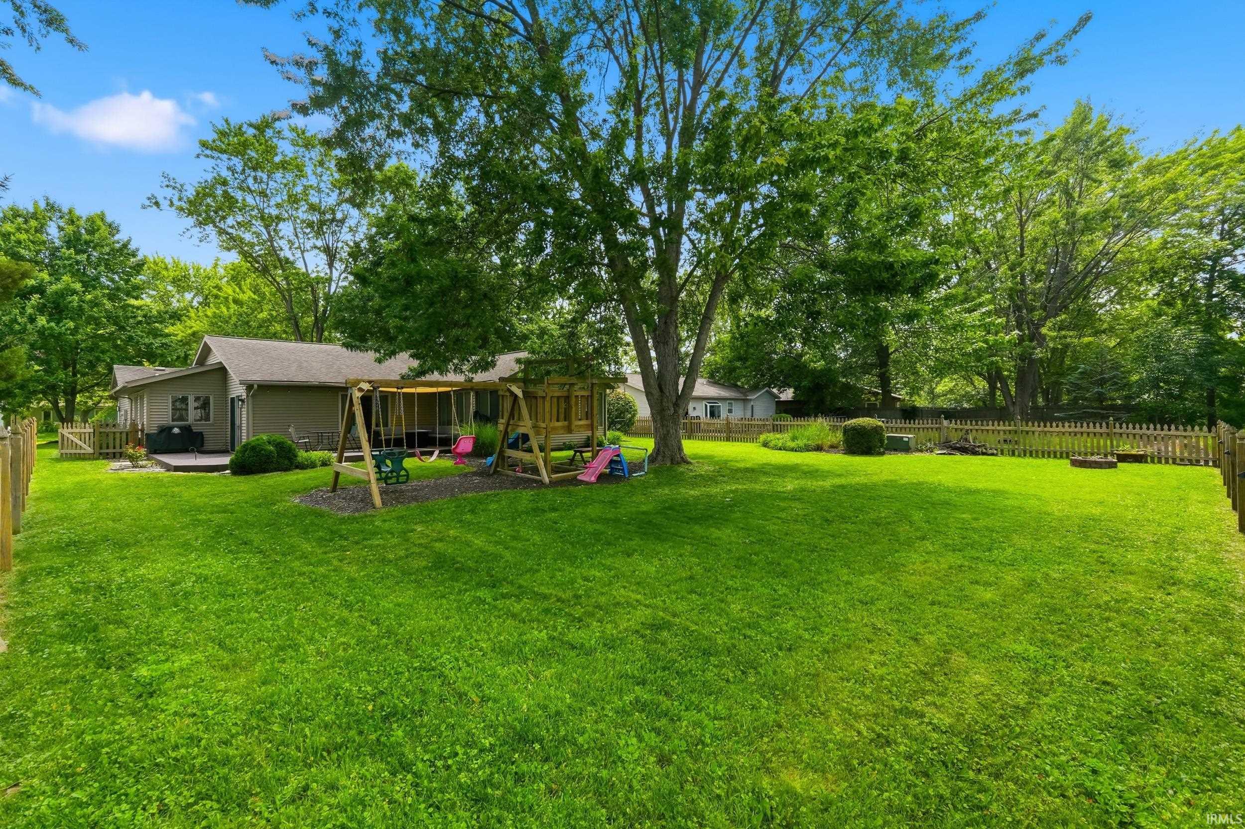 6335 Tanbark Trail Fort Wayne, IN 46835 - Photo 41 of 44