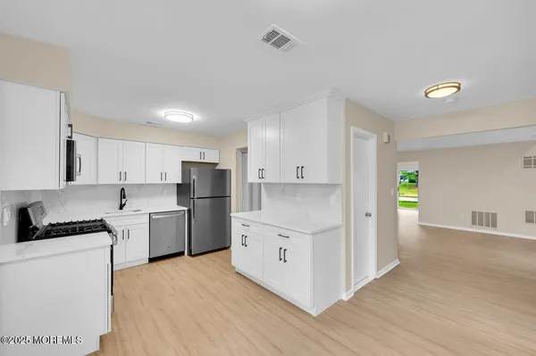 $3,450 | 4 Cooper Court, Freehold, NJ 07728