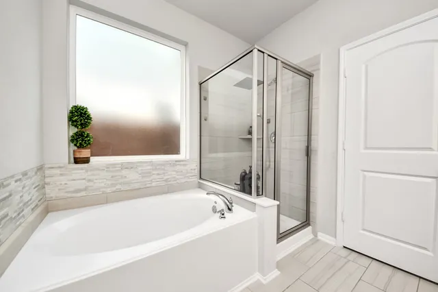 $385,000 | 5206 Wyatt James Lane, Brookshire, TX 77423