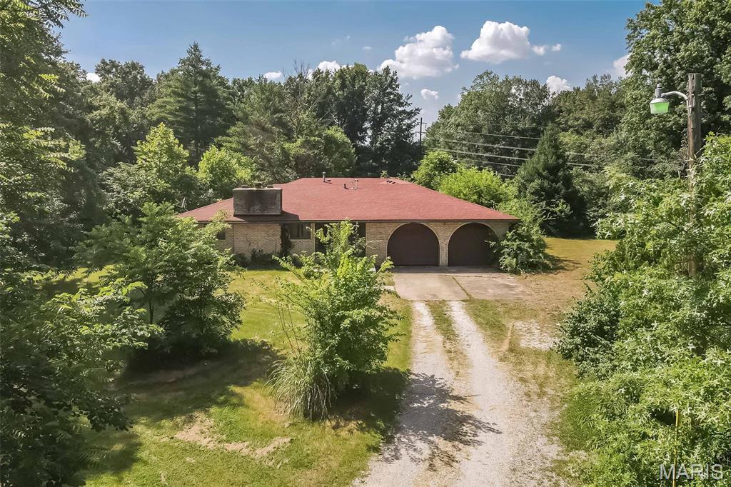 8734 Goshen Road Edwardsville, IL 62025 - Photo 4 of 6