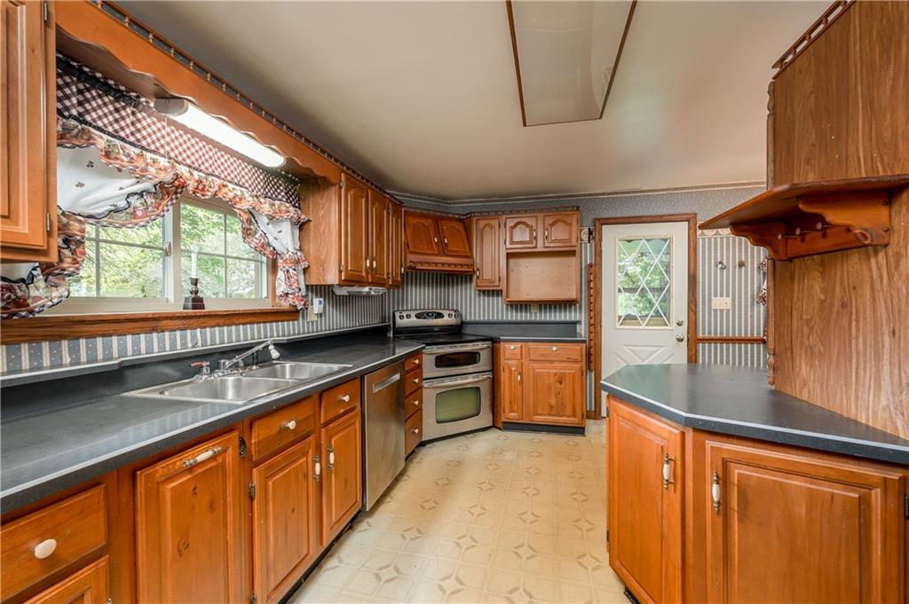 723 Fairview Road North Washington, PA 16048 - Photo 8 of 25 Gallery Image 8