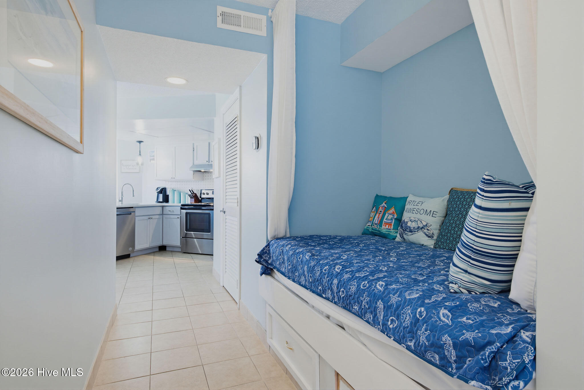 2000 New River Inlet Road, Unit 2514 North Topsail Beach, NC 28460 - Photo 23 of 57 2514 St. Regis - Interiors - MLS_16