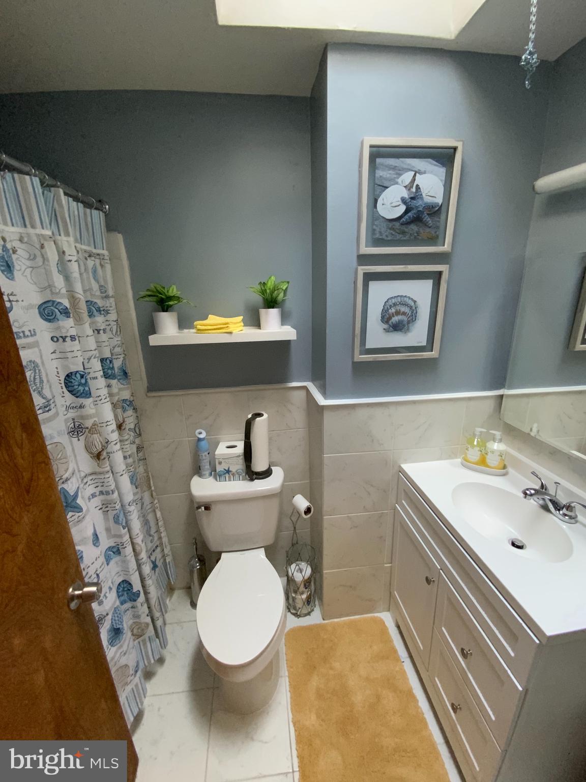 6323 Foxhill Road Philadelphia, PA 19120 - Photo 11 of 18 Gallery Image 11