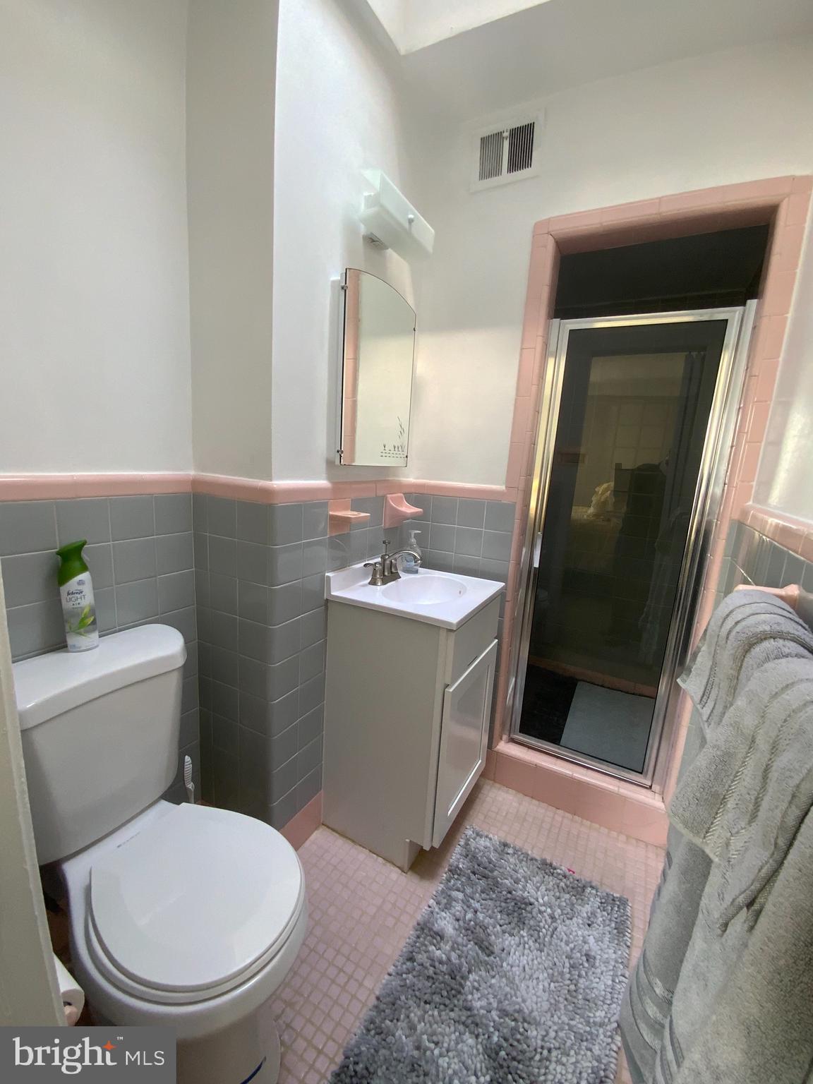 6323 Foxhill Road Philadelphia, PA 19120 - Photo 13 of 18 Gallery Image 13
