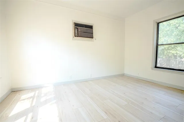 $279,900 | 901 North Morris Street, Gainesville, TX 76240