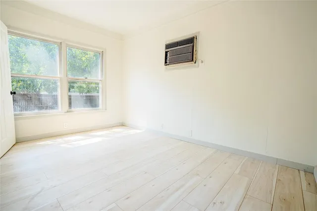 $279,900 | 901 North Morris Street, Gainesville, TX 76240