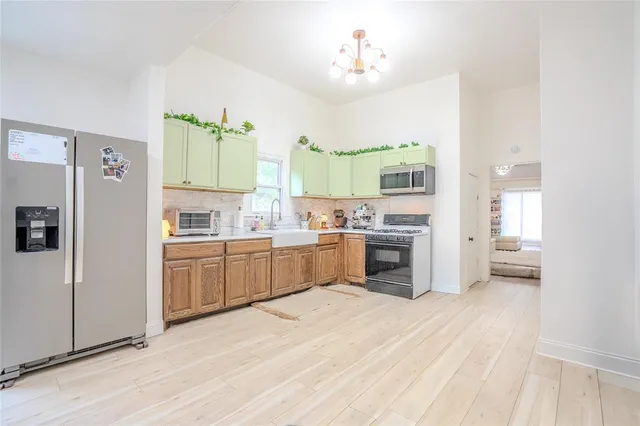 $279,900 | 901 North Morris Street, Gainesville, TX 76240