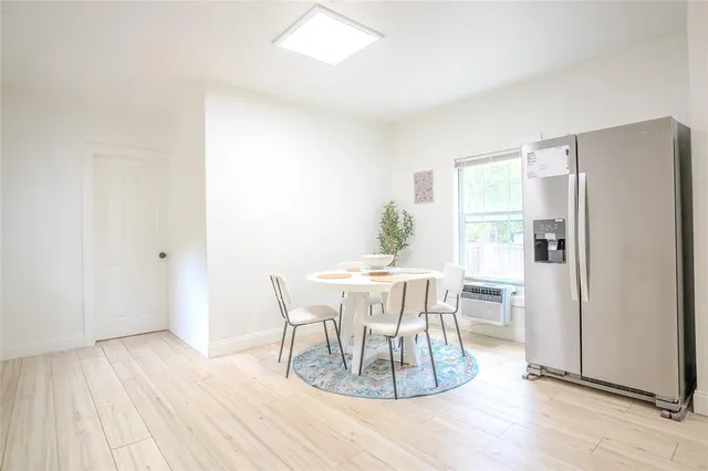 $279,900 | 901 North Morris Street, Gainesville, TX 76240