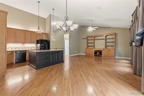 $449,900 | 5604 Hillcamp Court, St. Louis, MO 63128