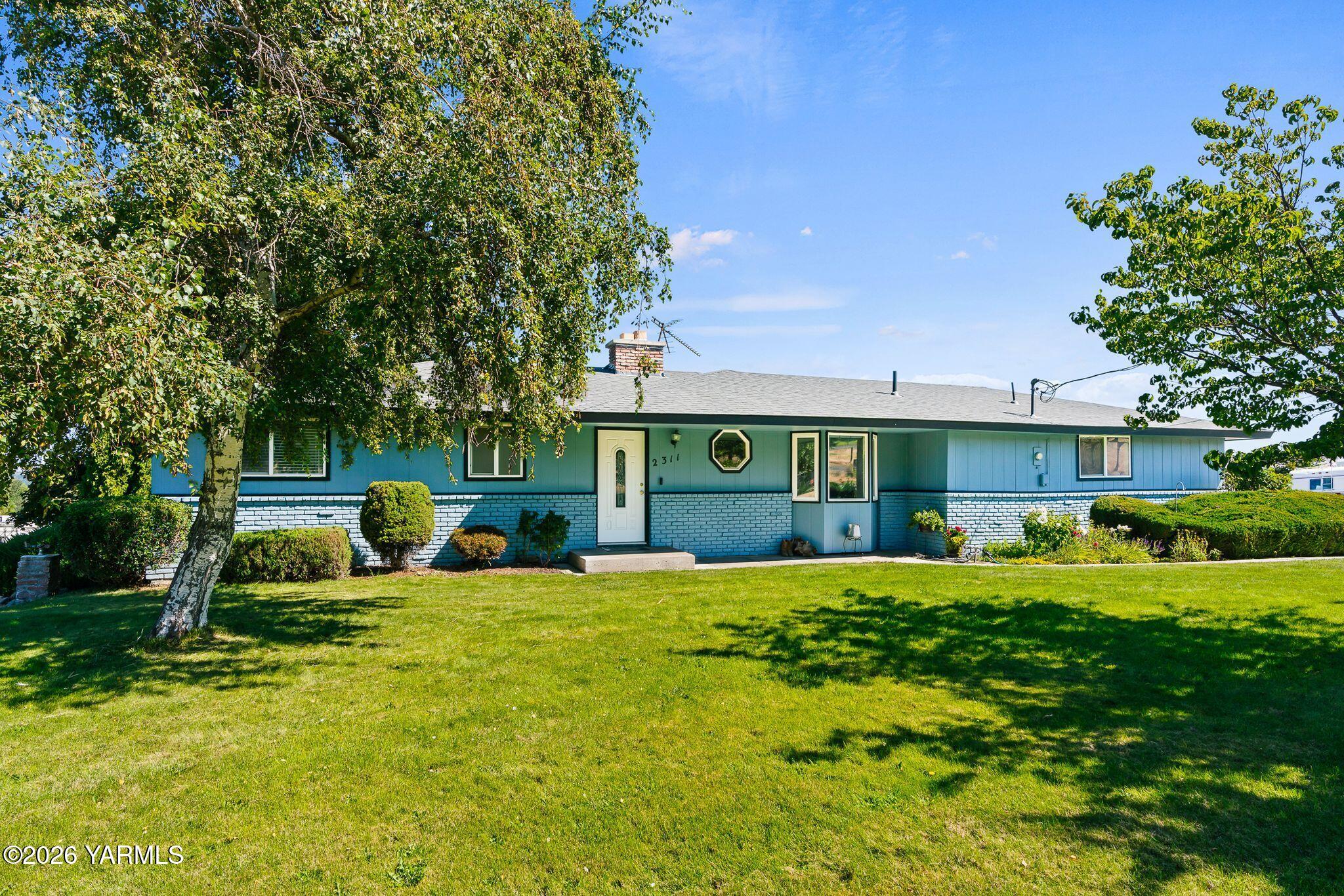 2311 McCullough Road Yakima, WA 98903 - Photo 2 of 35 2311 MCCullough Rd-1