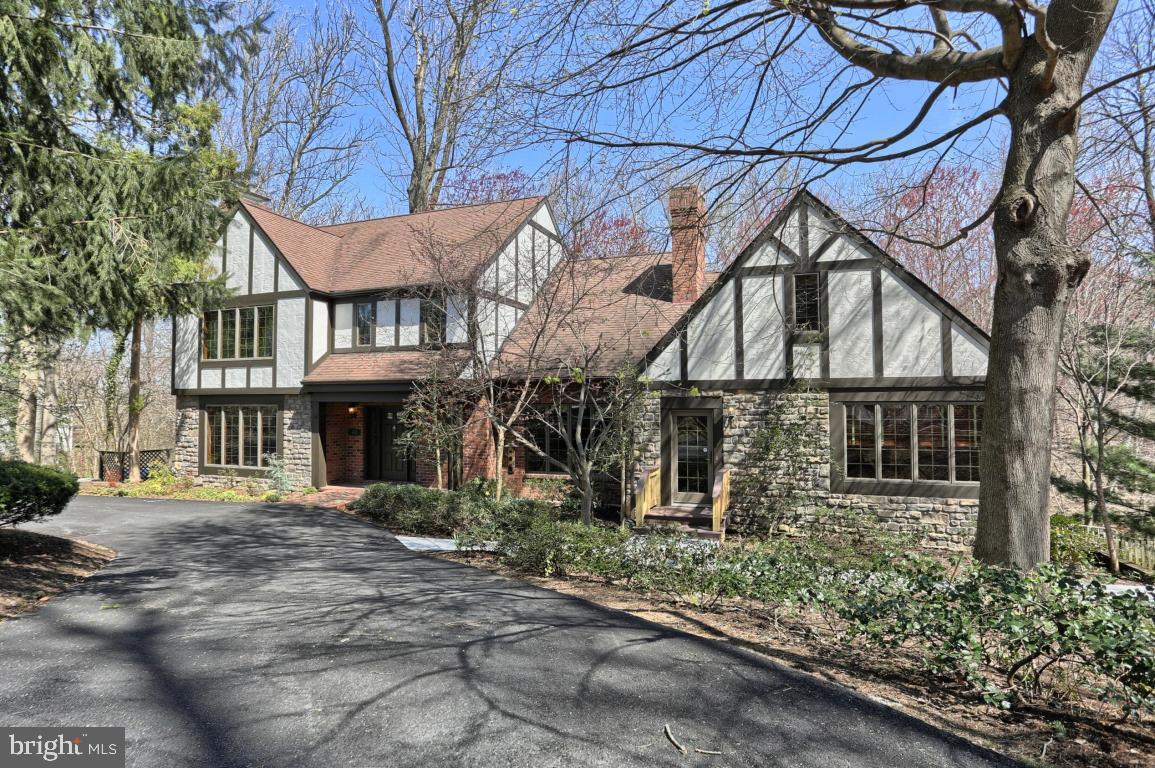 43 North Cornwall Road Lebanon, PA 17042 - Photo 3 of 49 Gallery Image 3