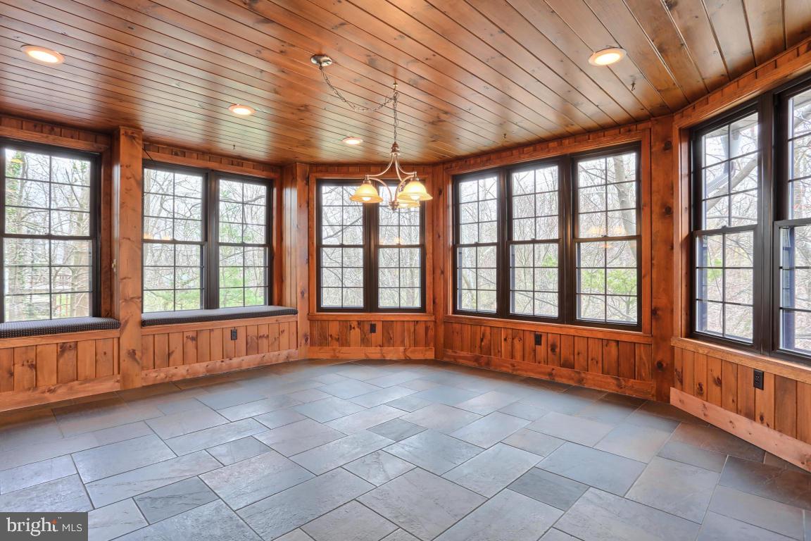 43 North Cornwall Road Lebanon, PA 17042 - Photo 25 of 49 Gallery Image 25