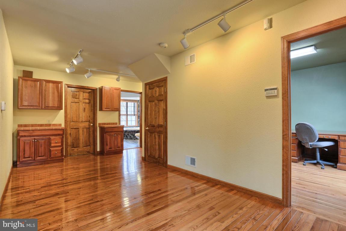 43 North Cornwall Road Lebanon, PA 17042 - Photo 30 of 49 Gallery Image 30