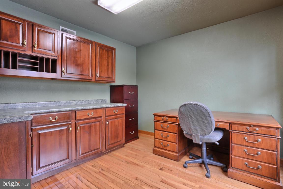 43 North Cornwall Road Lebanon, PA 17042 - Photo 31 of 49 Gallery Image 31