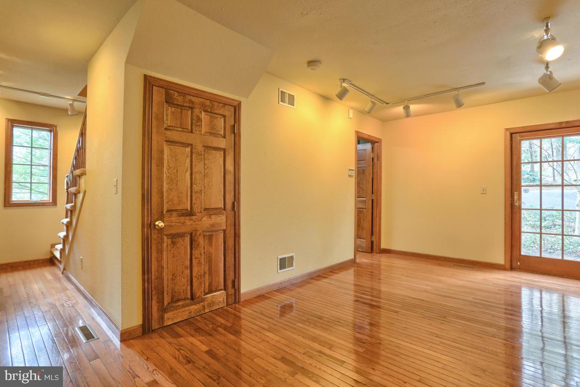 43 North Cornwall Road Lebanon, PA 17042 - Photo 32 of 49 Gallery Image 32