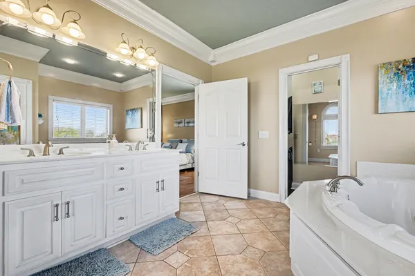$1,100,000 | 2844 State Rte 52, Bethpage, TN 37022