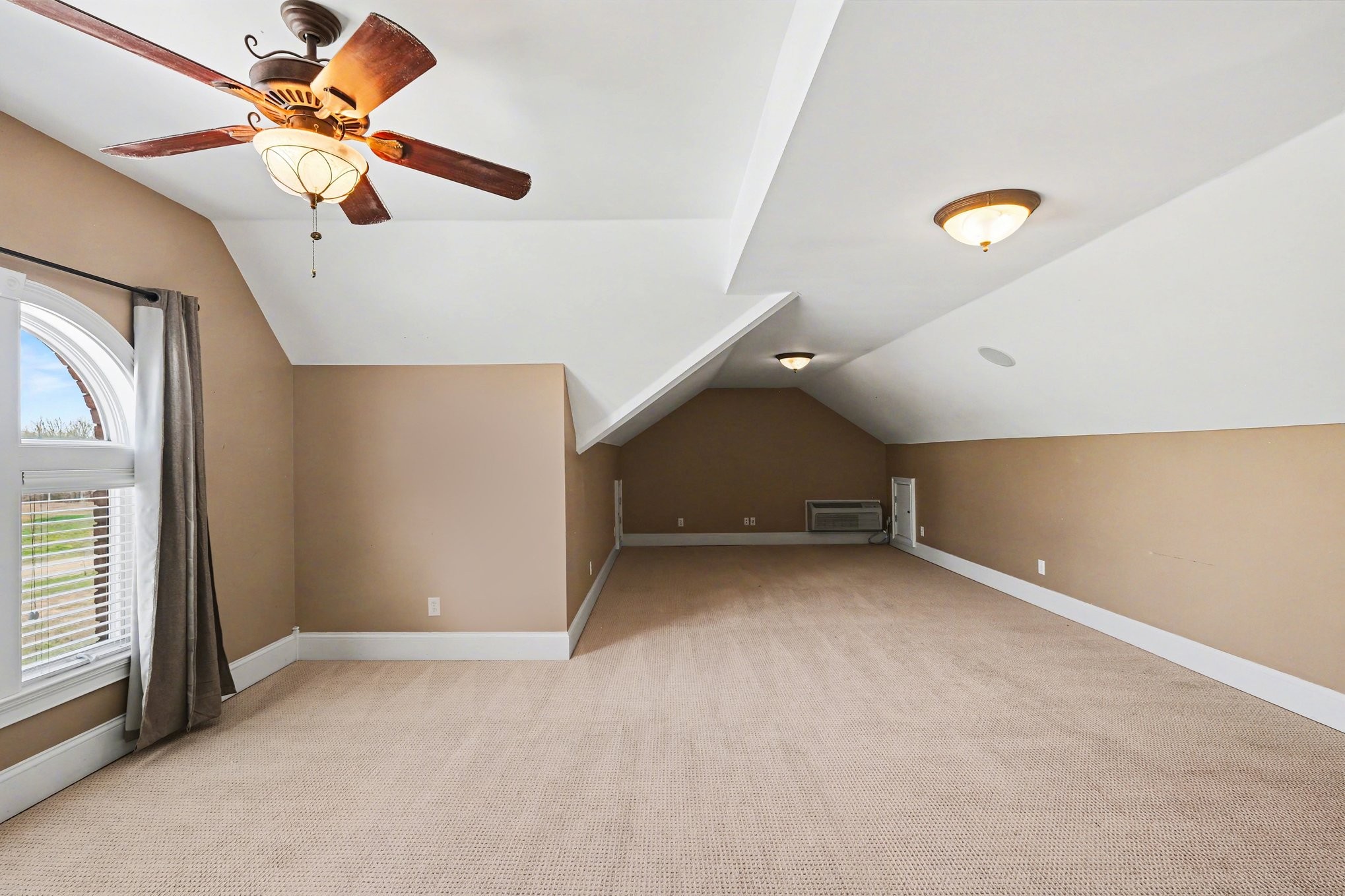 2844 State Rte 52 Bethpage, TN 37022 - Photo 34 of 67