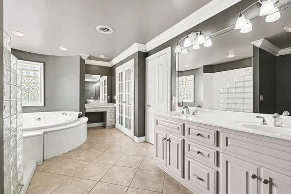 $1,100,000 | 2844 State Rte 52, Bethpage, TN 37022