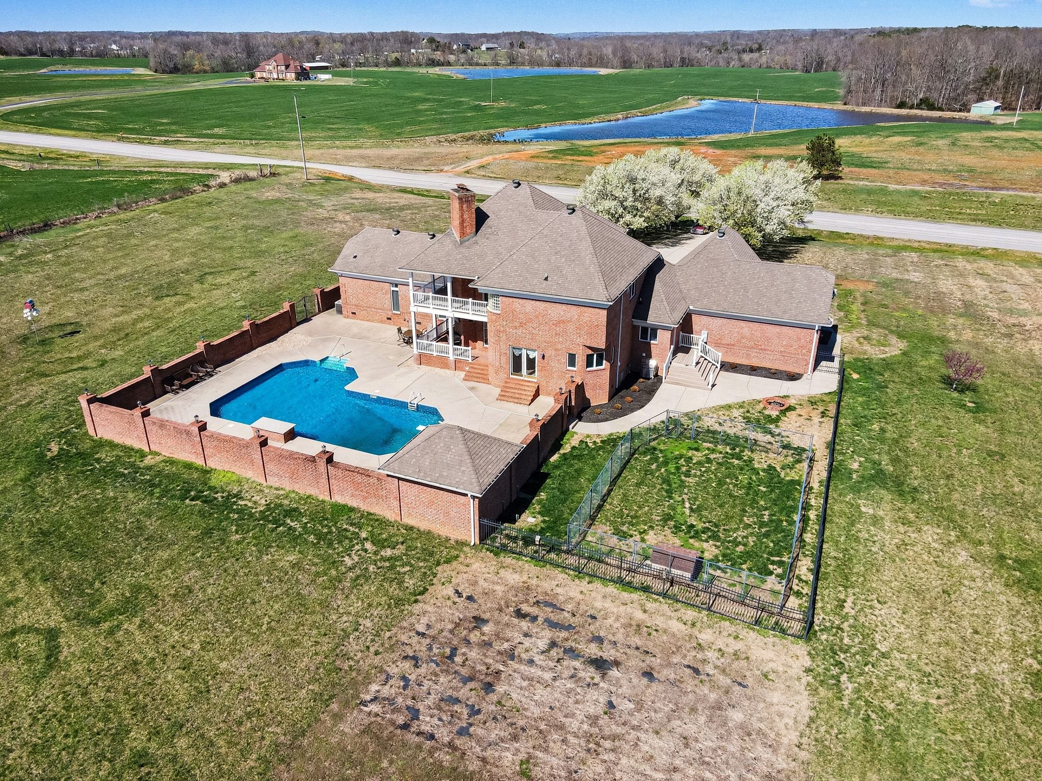 2844 State Rte 52 Bethpage, TN 37022 - Photo 4 of 67