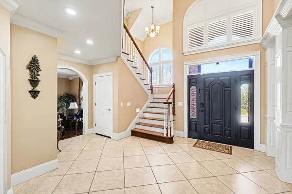 $1,100,000 | 2844 State Rte 52, Bethpage, TN 37022