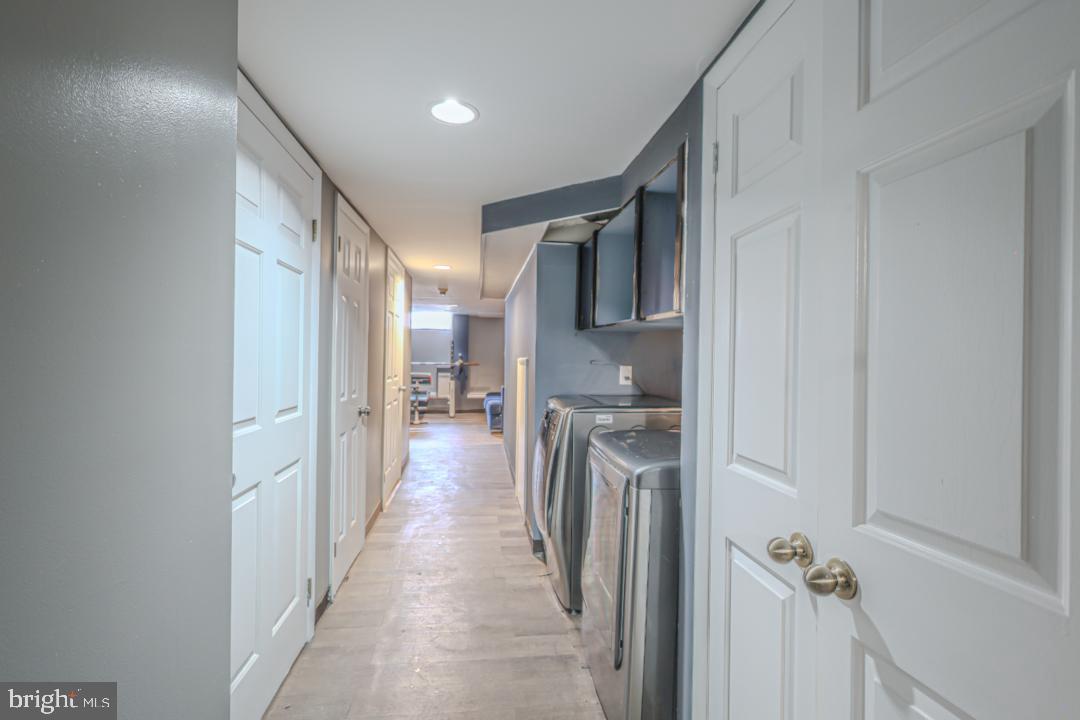 1139 Scott Street Baltimore, MD 21230 - Photo 22 of 60 a hallway with cabinets