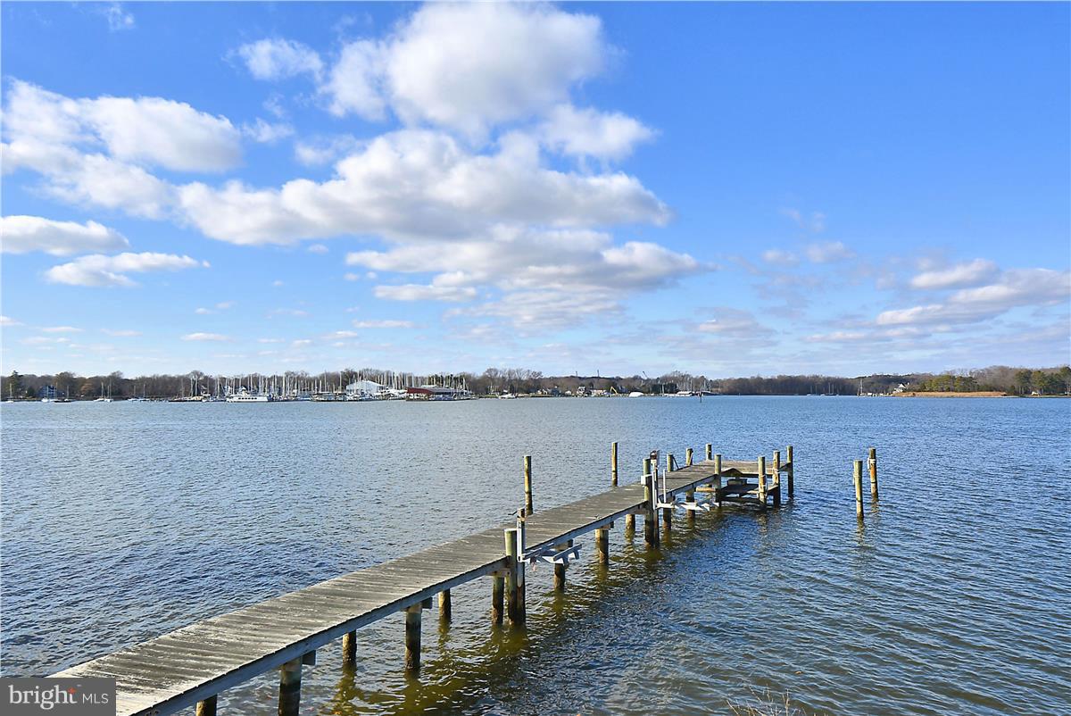 1101 Steamboat Road Shady Side, MD 20764 - Photo 2 of 34 Private Pier