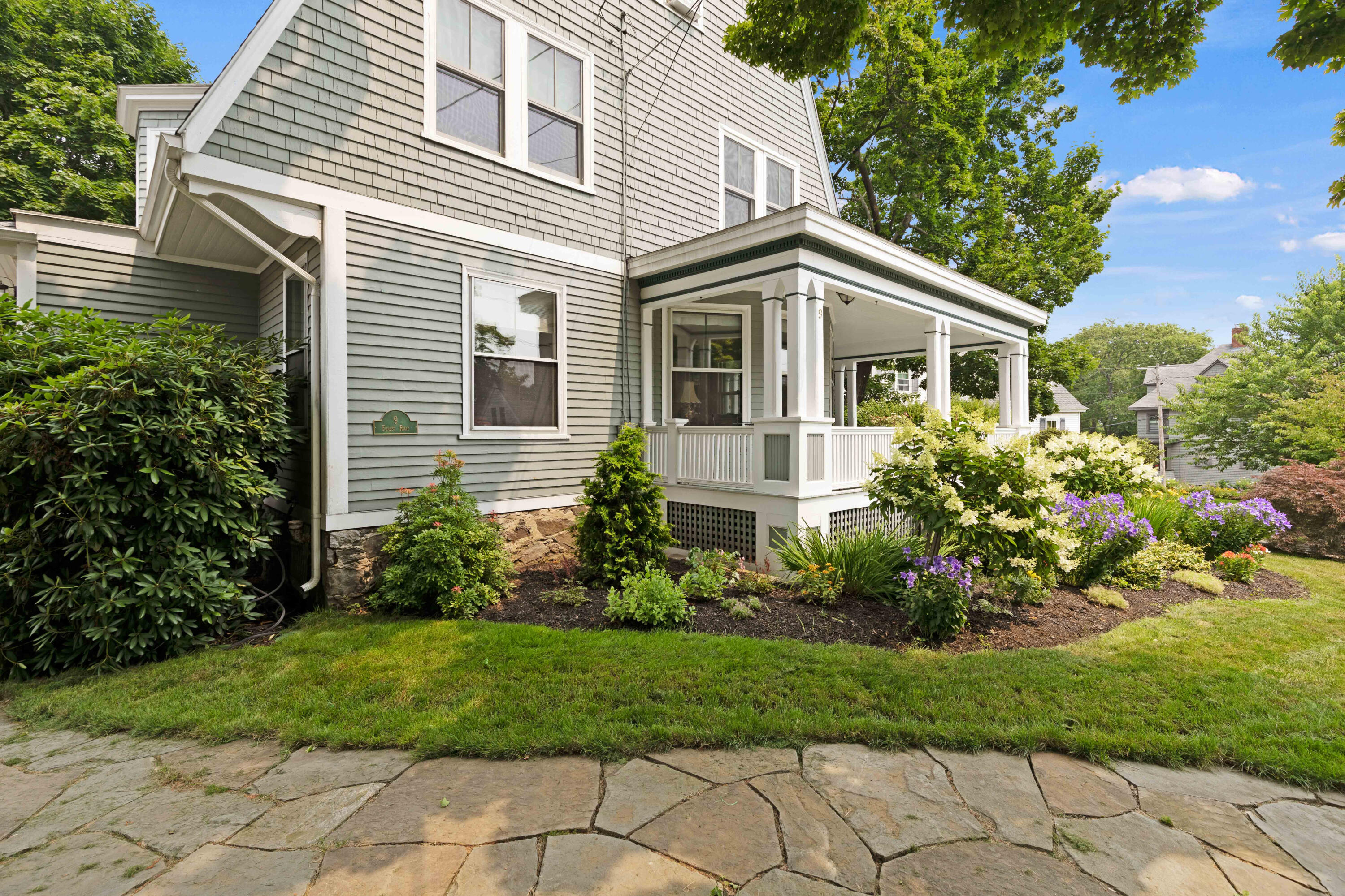 9 Forest Road Cape Elizabeth, ME 04107 - Photo 5 of 63 9 Forest Cape Elizabeth - 006