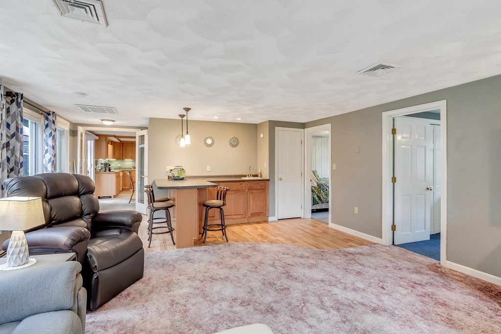 3 Governor Endicott Road Billerica, MA 01821 - Photo 8 of 26 Gallery Image 8