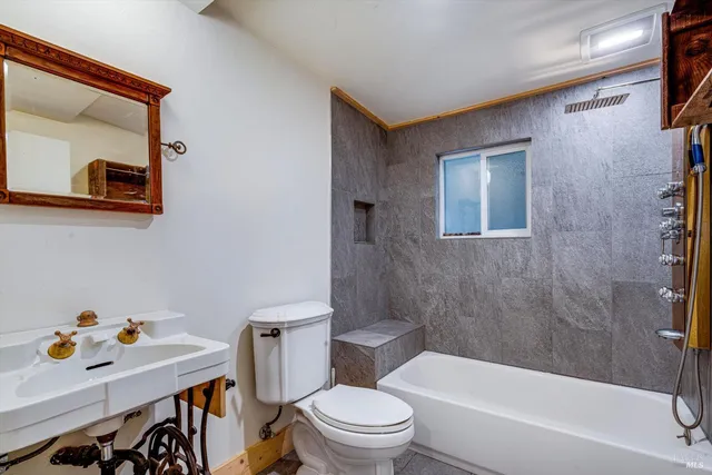 $785,000 | 4350 Cazadero Highway, Cazadero, CA 95421