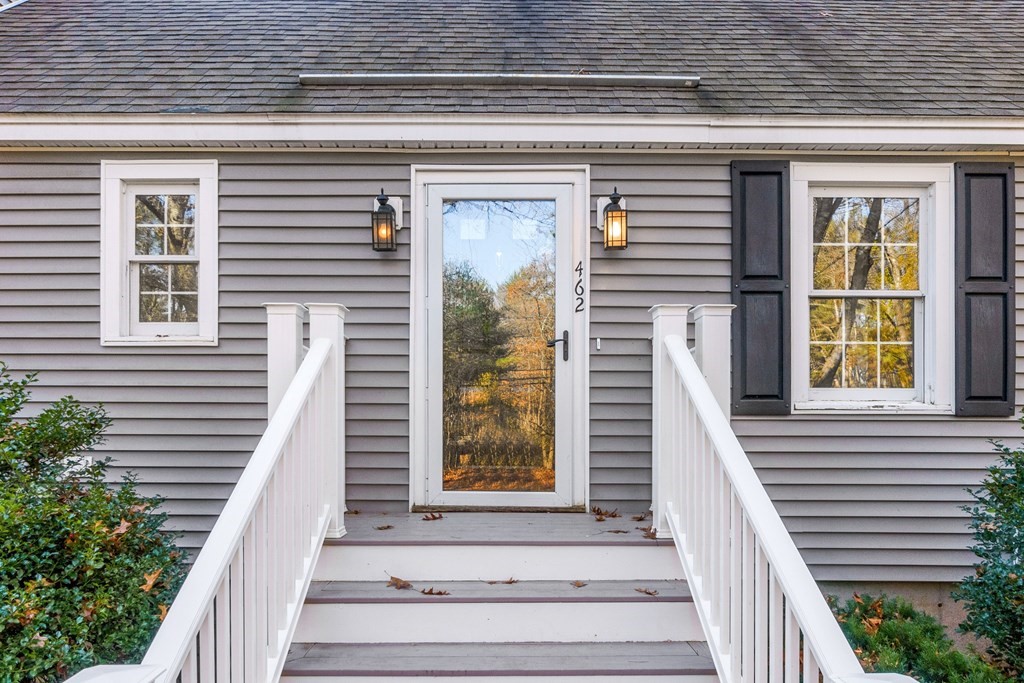462 Lowell Road Groton, MA 01450 - Photo 4 of 42 a view of a house with entryway and a window
