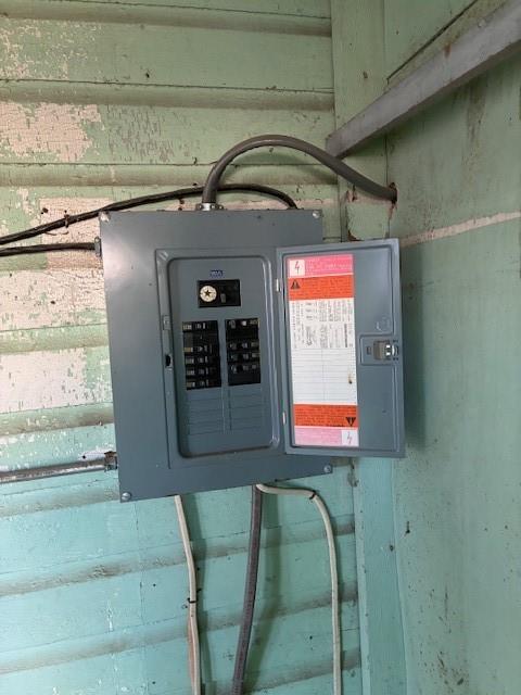 1013 Commercial Street Atchison, KS 66002 - Photo 10 of 32