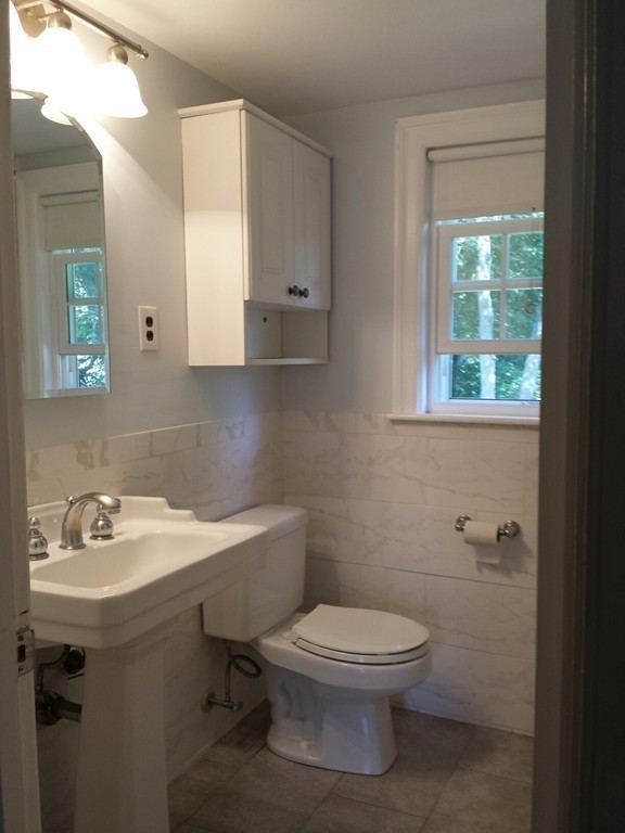 9 Grosvenor Road Needham, MA 02492 - Photo 15 of 21