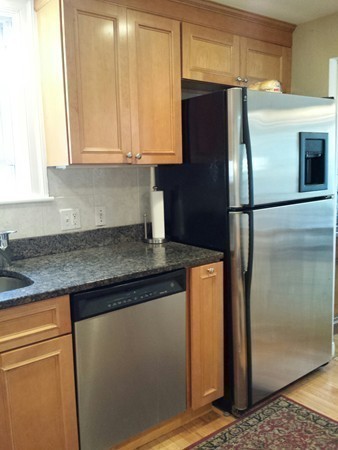 9 Grosvenor Road Needham, MA 02492 - Photo 7 of 21