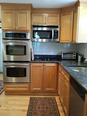 9 Grosvenor Road Needham, MA 02492 - Photo 8 of 21