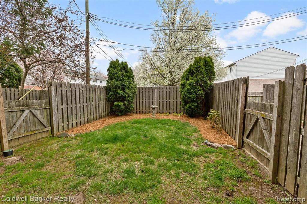 128 Manor Way, Unit 75 Rochester Hills, MI 48309 - Photo 7 of 35