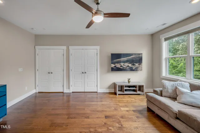 $1,150,000 | 66 Ashwood Drive, Chapel Hill, NC 27516