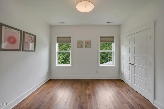 $1,150,000 | 66 Ashwood Drive, Chapel Hill, NC 27516