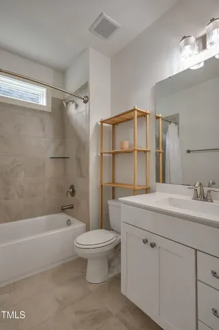 $1,150,000 | 66 Ashwood Drive, Chapel Hill, NC 27516