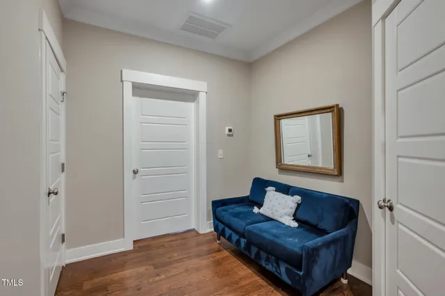 $1,150,000 | 66 Ashwood Drive, Chapel Hill, NC 27516