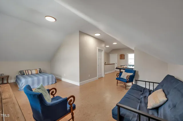 $1,150,000 | 66 Ashwood Drive, Chapel Hill, NC 27516