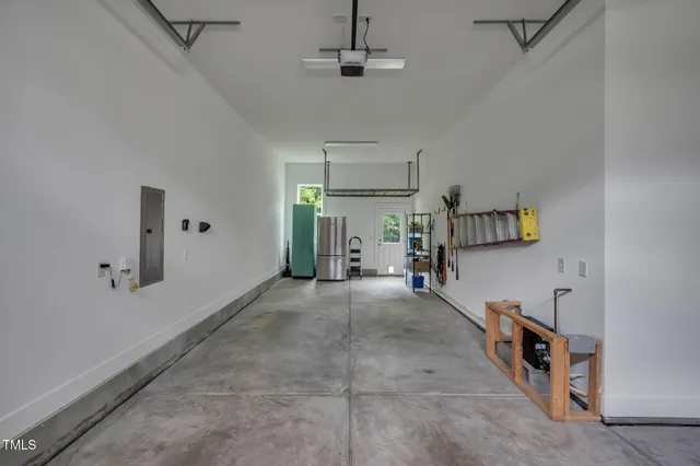 $1,150,000 | 66 Ashwood Drive, Chapel Hill, NC 27516